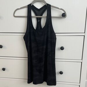 Lululemon Tank Size 8